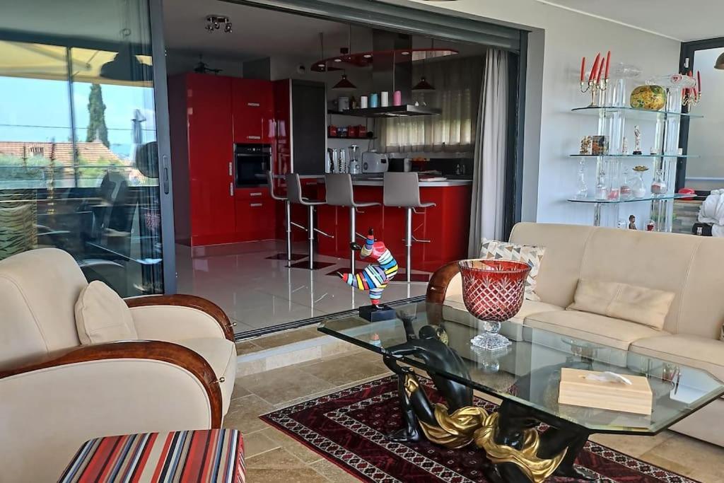 Petit Paradis A T4 Piscine Clim Parking Fibre Coffre-fort Apartment *