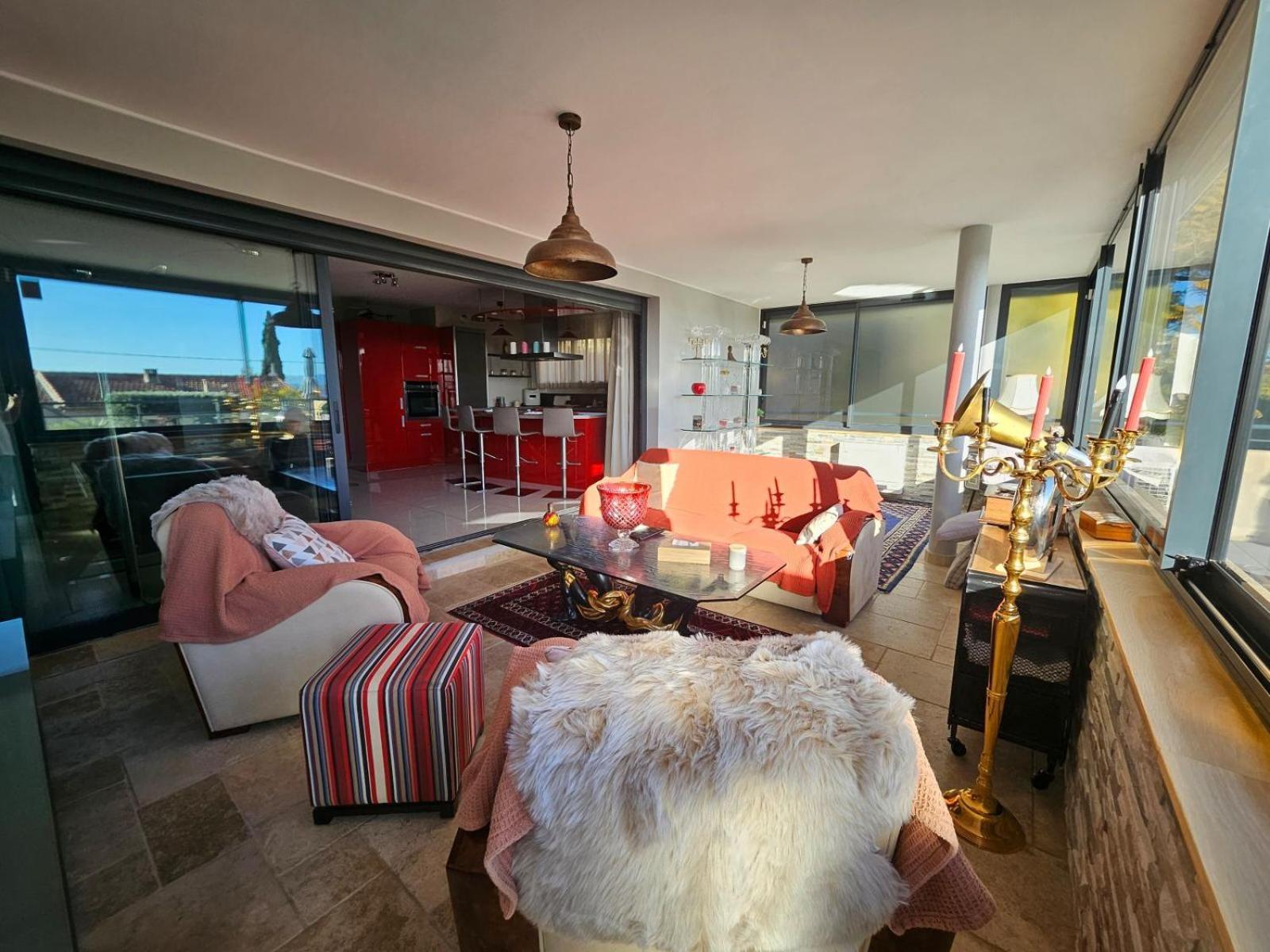Petit Paradis A T4 Piscine Clim Parking Fibre Coffre-fort Apartment Bandol